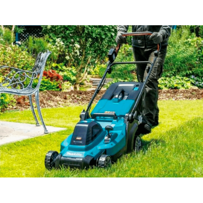 Аккум. газонокосилка MAKITA XGT LM004GU102  в кор.