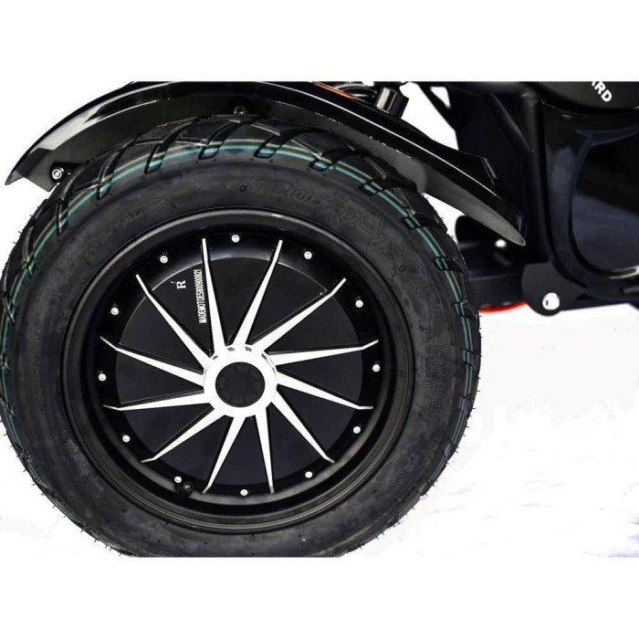 Электроскутер трёхколёсный Skyboard Elbrus Chopper 4000W
