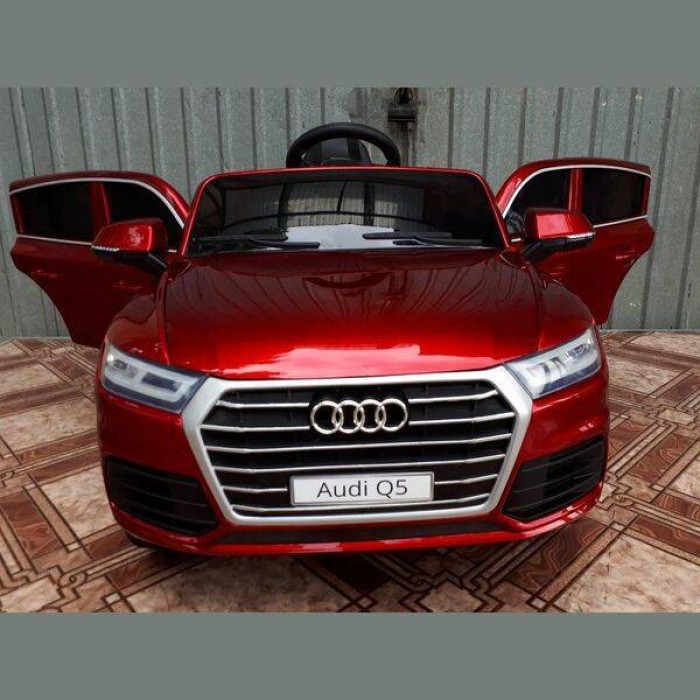 Детский электромобиль AUDI Q5 LUX Красный