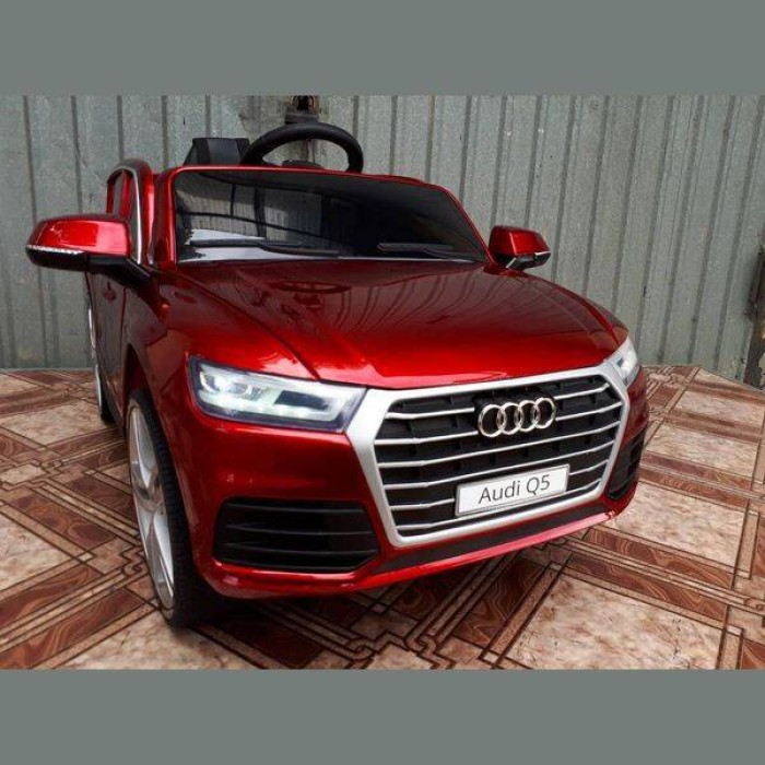 Детский электромобиль AUDI Q5 LUX Красный